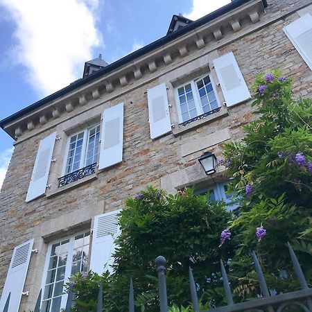 Le 14 St Michel Bed & Breakfast Josselin Bagian luar foto