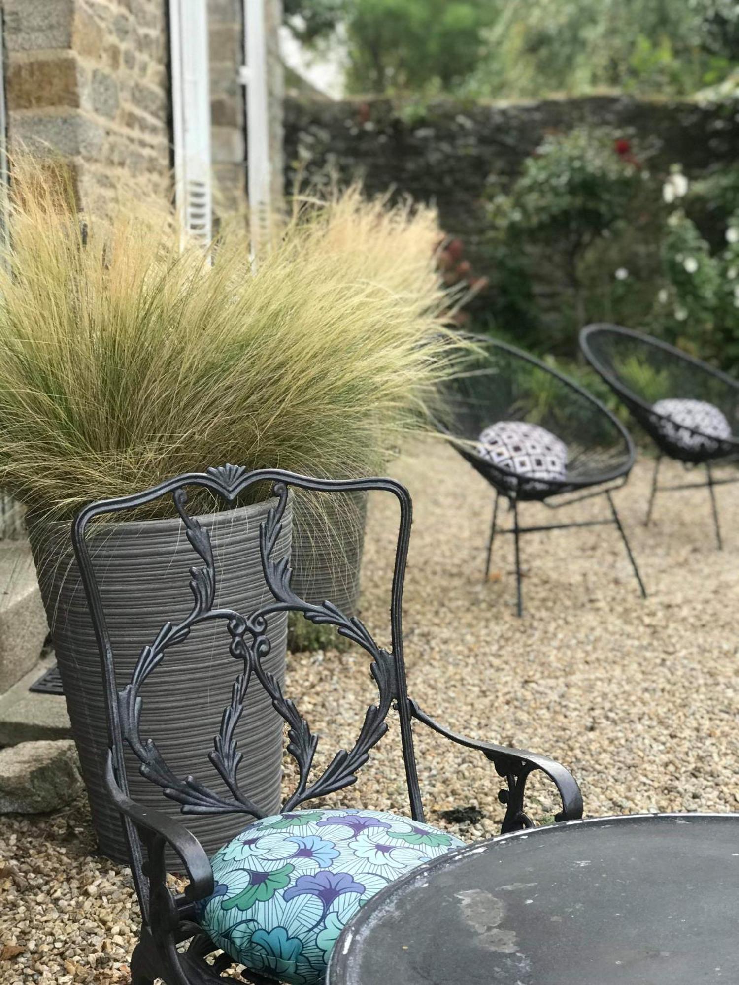 Le 14 St Michel Bed & Breakfast Josselin Bagian luar foto