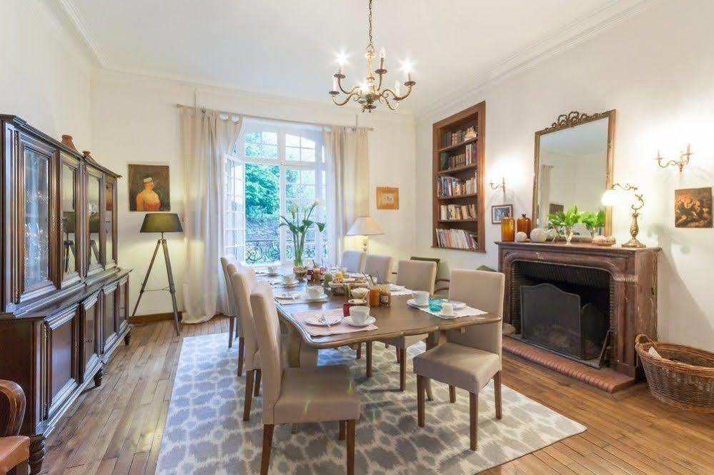 Le 14 St Michel Bed & Breakfast Josselin Bagian luar foto